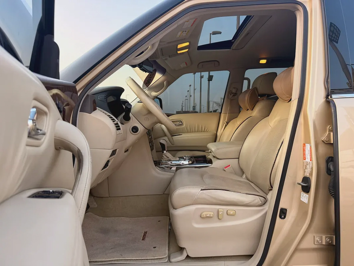 Nissan Patrol 2012 LE Platinum - GCC Specs - Excellent Condition-5-5