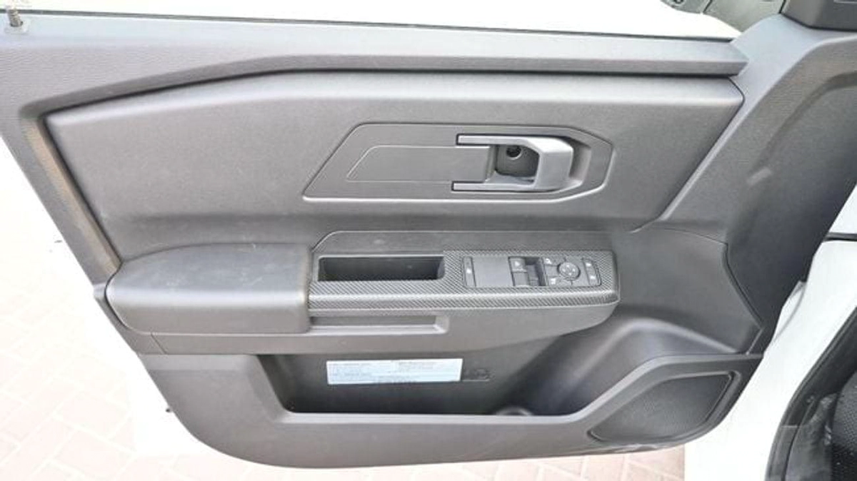 Mitsubishi L200 MITSUBISHI L200 2.4L GL SC 4WD 5MT DIESEL 2026