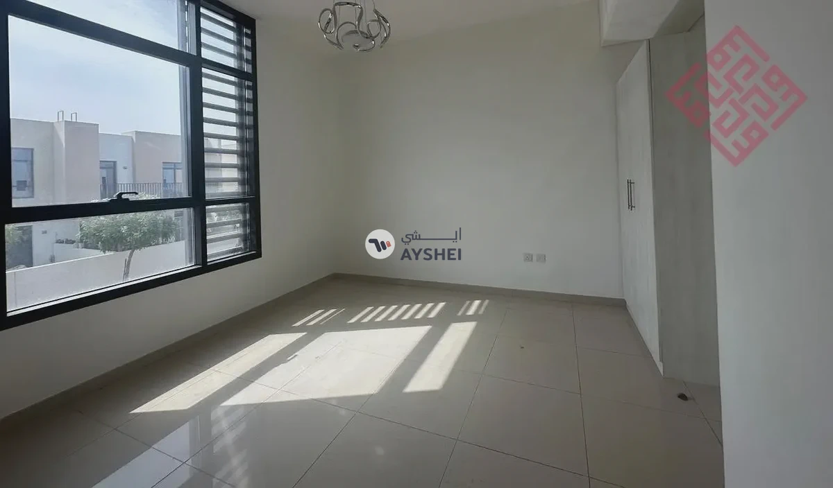 3 bhk Townhouse | Limited offer | Hot property | 1.5 Million only-7-7