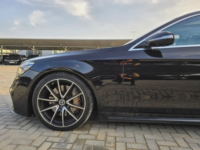 Mercedes-Benz S-Class S 560 2018 - American Specs-16