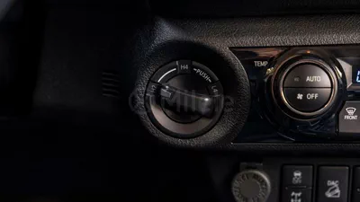 Toyota Hilux  HILUX DC 2.8 DIESEL MEV AT 4WD | 2-YEAR WARRANTY + SERVICE AVAILABLE | IN-HOUSE FINANCING | 0% DOWN-24
