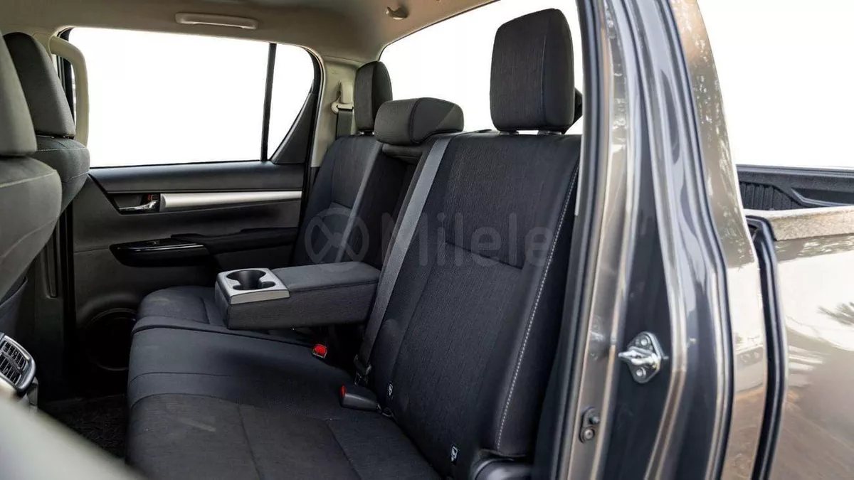 Toyota Hilux  HILUX DC 2.8 DIESEL MEV AT 4WD | 2-YEAR WARRANTY + SERVICE AVAILABLE | IN-HOUSE FINANCING | 0% DOWN-23-0