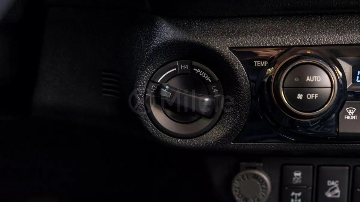 Toyota Hilux  HILUX DC 2.8 DIESEL MEV AT 4WD | 2-YEAR WARRANTY + SERVICE AVAILABLE | IN-HOUSE FINANCING | 0% DOWN-24-0