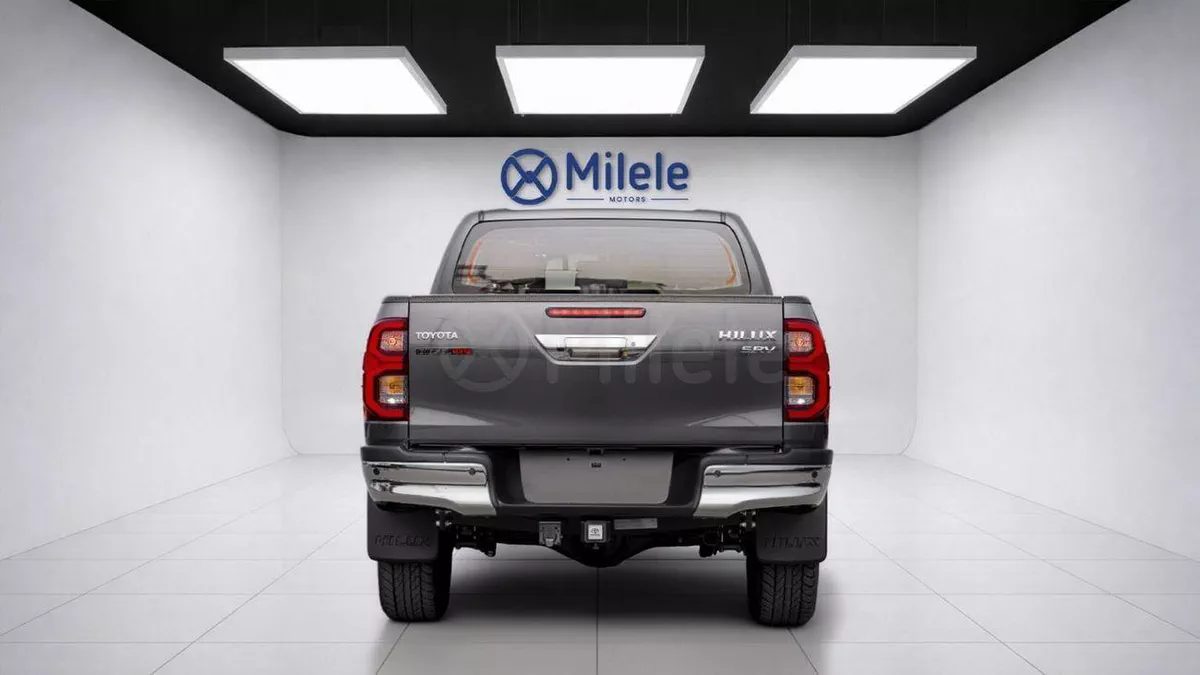Toyota Hilux  HILUX DC 2.8 DIESEL MEV AT 4WD | 2-YEAR WARRANTY + SERVICE AVAILABLE | IN-HOUSE FINANCING | 0% DOWN-7-0