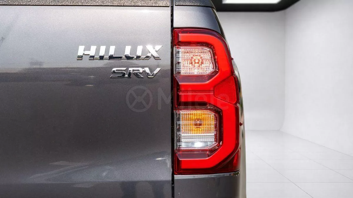 Toyota Hilux  HILUX DC 2.8 DIESEL MEV AT 4WD | 2-YEAR WARRANTY + SERVICE AVAILABLE | IN-HOUSE FINANCING | 0% DOWN-8-0