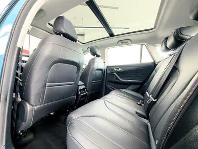 2026 Roewe D5X 2026 Grand Deluxe 1.5L V4 // EMI Starts from 1,550 AED-4