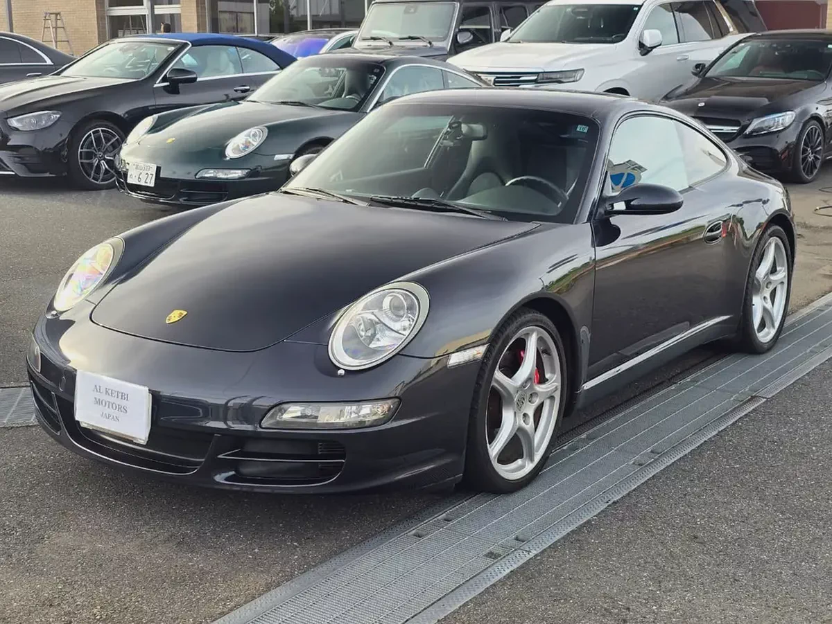 Pristine Porsche 911 Carrera S (997.1) - 2007 - Japanese Specs