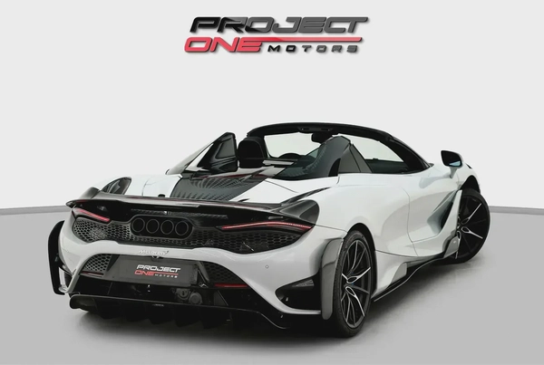 2022 MCLAREN 765LT SPIDER