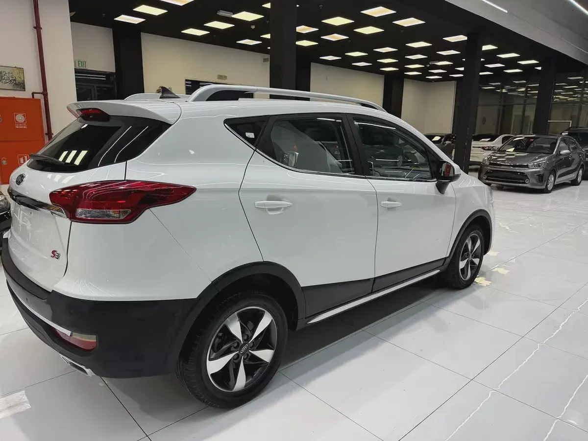JAC JS3 Luxury 2023 GCC Specs - Low Mileage - original paint-3-3