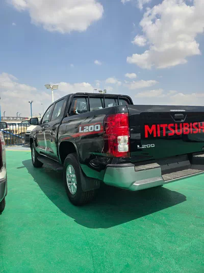 2026 Mitsubishi L200-11