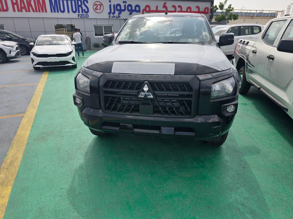 2026 Mitsubishi L200-7-7