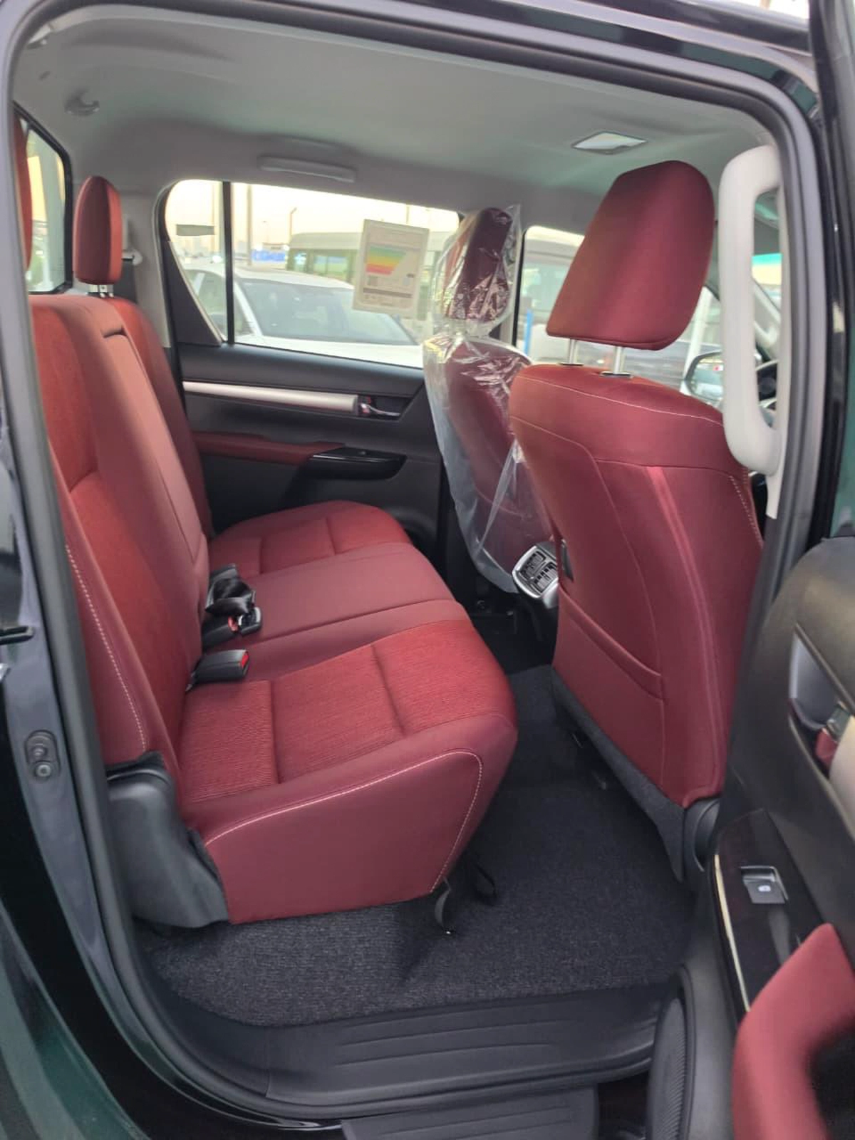 Toyota Hilux SR5 Double Cab 4.0L Petrol 2026 | 2026-1-1