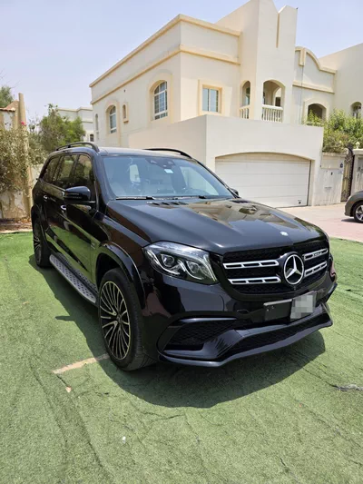 Mercedes-Benz GLS 63 AMG-6
