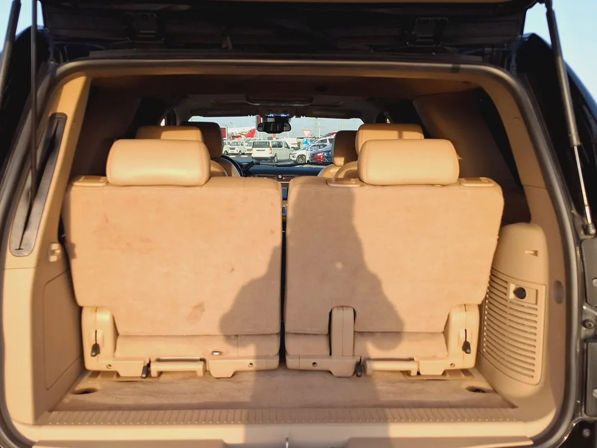 Chevrolet Tahoe LTZ 2006 | Japanese Specs | Excellent Condition-14-14
