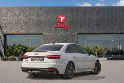 Audi A4 2023-3