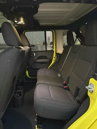 2023 Jeep Wrangler Sahara | Canadian Specs | Excellent Condition-7