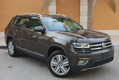 VOLKSWAGEN TERAMONT SEL V6 4MOTION - GCC SPECS - FULL SERVICE HISTORY FROM AGENCY - ACCIDENT FREE --1