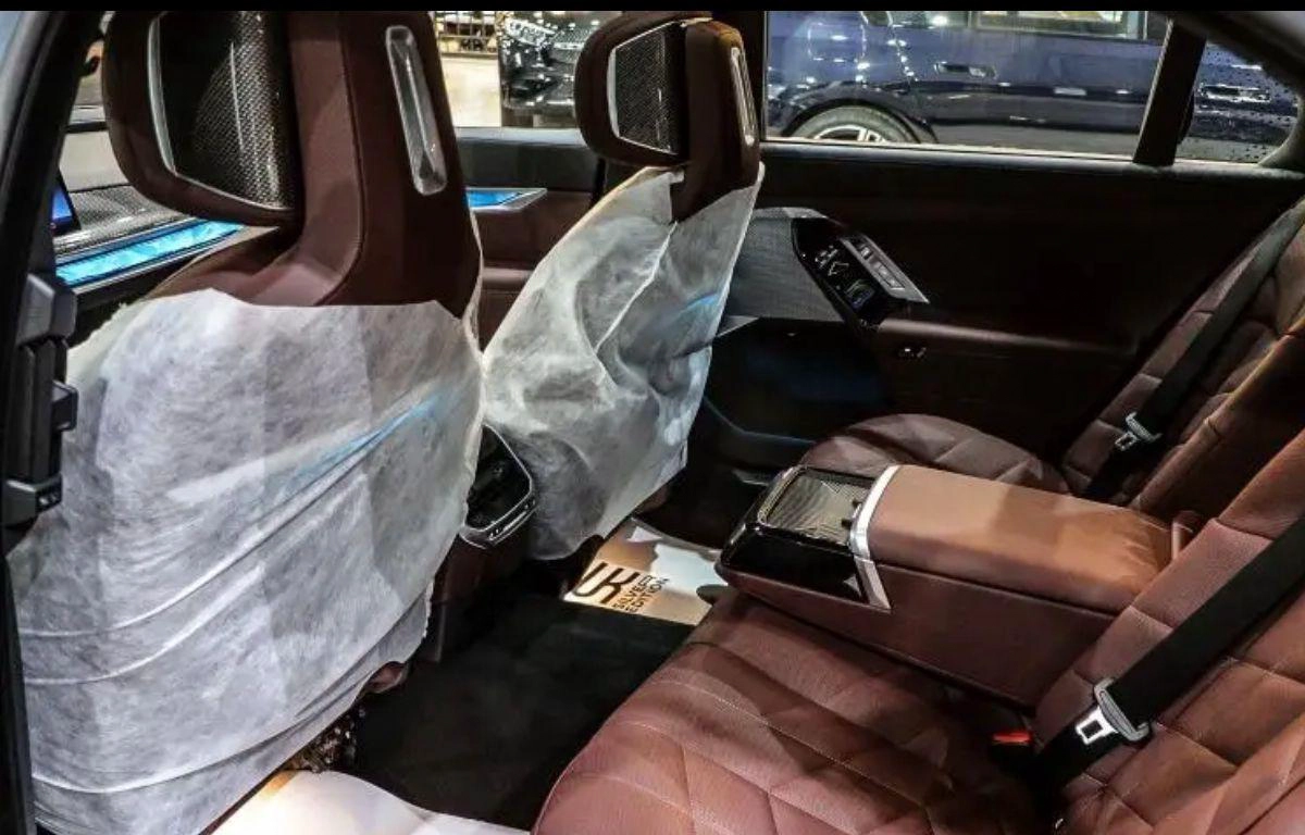 New 2024 ALPINA XB7-3-3