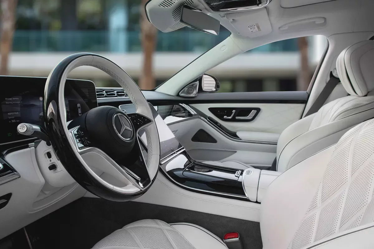 11,555 P.M |  S680 MAYBACH | 0% Downpayment | UNDER WARRANTY!-8-8