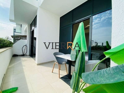 Ready to move | Spacious & Furnished | Pool View-0