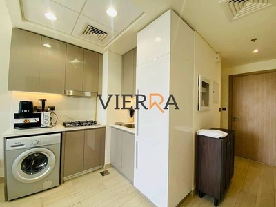 Ready to move | Spacious & Furnished | Pool View-7