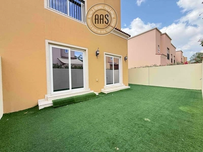 Hot Property ! 4Bedroom Townhouse Villa Available For Rent in Villanova-2