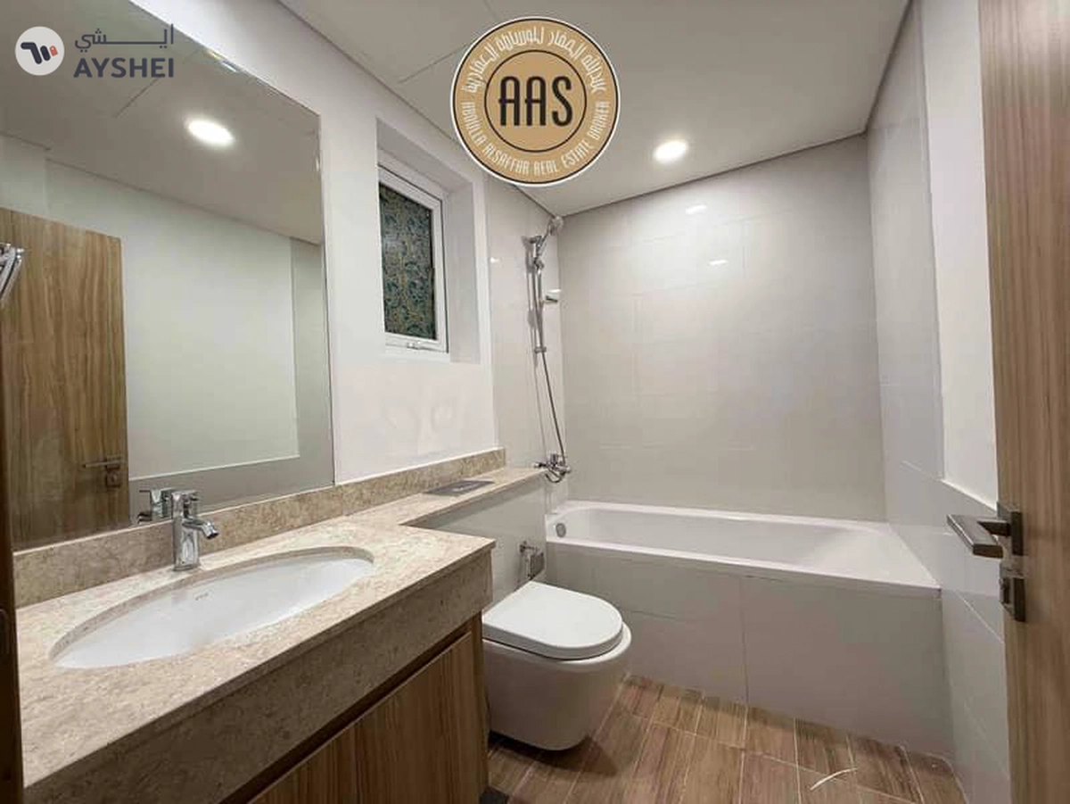 Hot Property ! 4Bedroom Townhouse Villa Available For Rent in Villanova-11-11