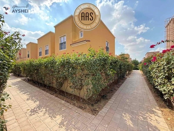 Hot Property ! 4Bedroom Townhouse Villa Available For Rent in Villanova
