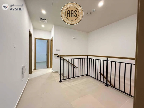 Hot Property ! 4Bedroom Townhouse Villa Available For Rent in Villanova
