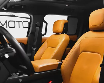 Land Rover Defender 110 HSE P400 2023 GCC Specs - Mint Condition-8