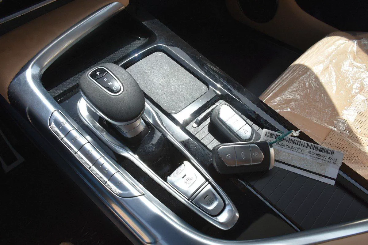 NEW LANTU FREE PHEV 2022 | SILVER LIKE-12-12