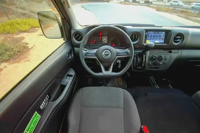 High-Roof 13-Seater Passenger Van | Automatic | GCC Specs | Ref#N85175-7
