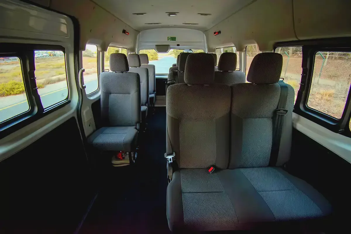High-Roof 13-Seater Passenger Van | Automatic | GCC Specs | Ref#N85175-11-11