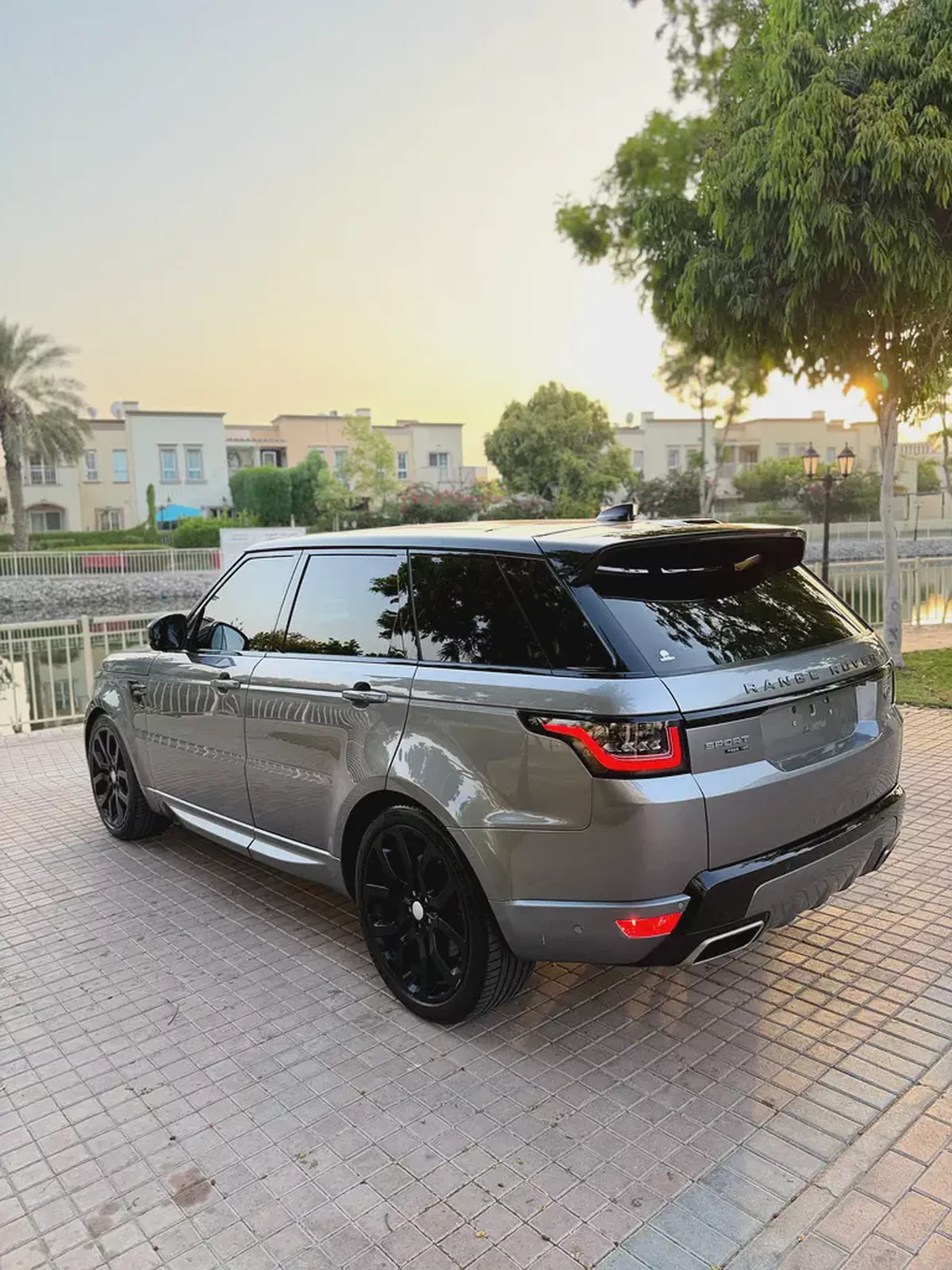 2022 Sport HSE P525 V8, Gcc, Full Options-5-5