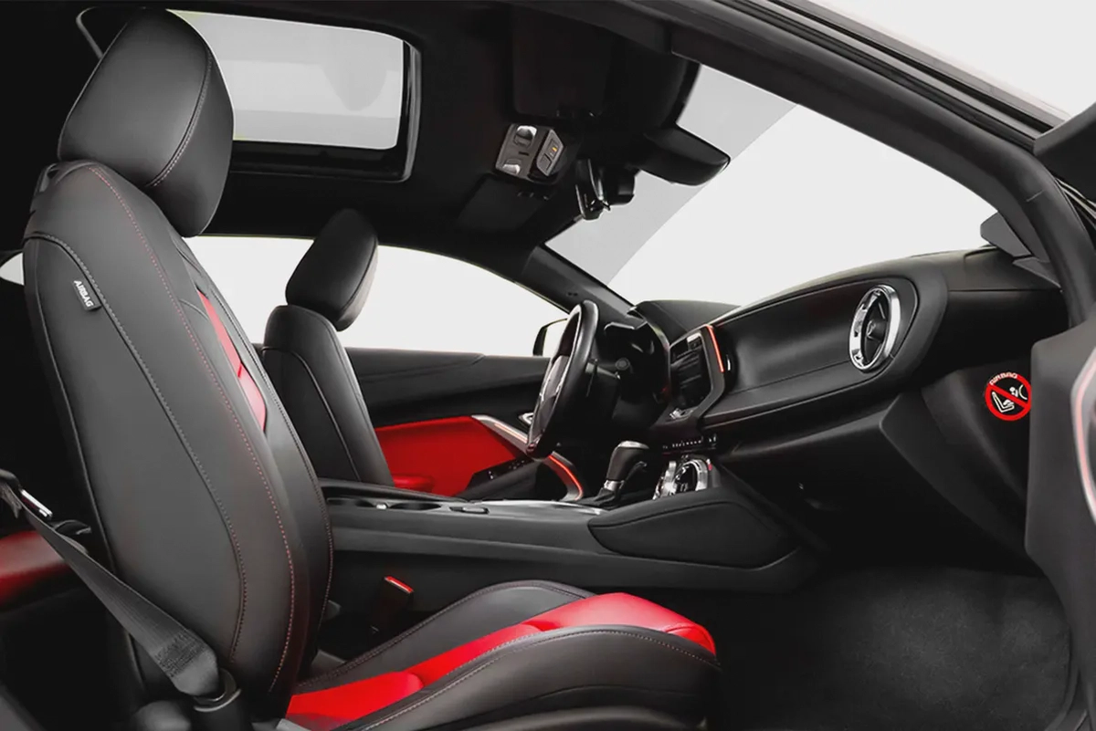 AED 1,880 / 60 months | 0% DP | 2021 Chevrolet Camaro RS / Full Service History