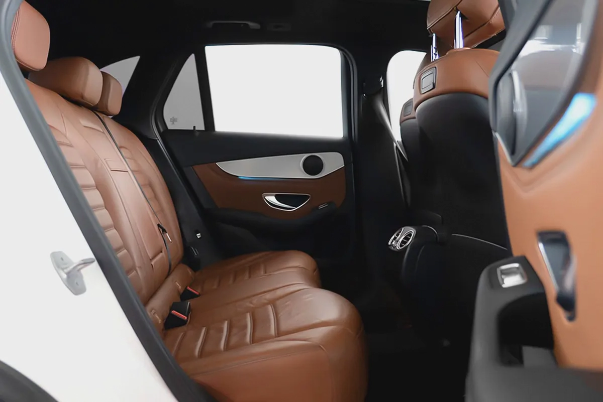 2,579 AED / 48 months | 0% DP 2018 Mercedes Benz GLC43 SUV 4MATIC