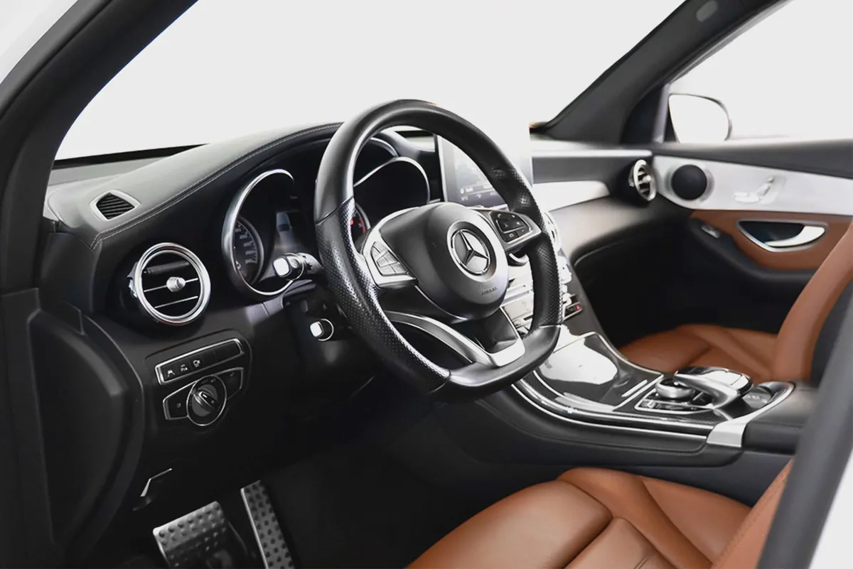 2,579 AED / 48 months | 0% DP 2018 Mercedes Benz GLC43 SUV 4MATIC