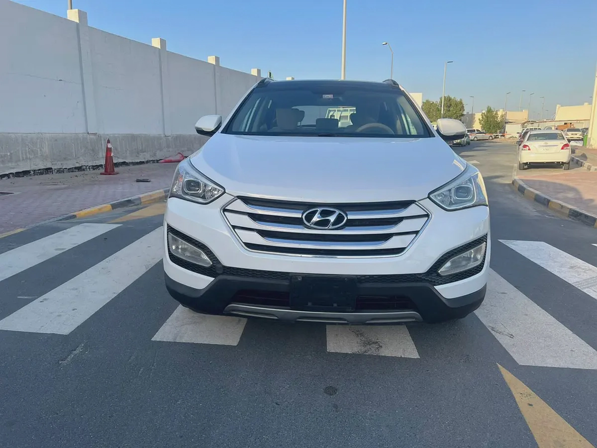 2016 Hyundai Santa Fe Sport - GCC Specs-4-4