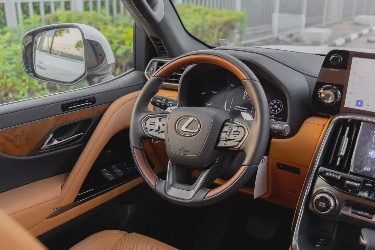LEXUS LX600 | 2026 | GCC | SUV | 4WD | 5Doors | V6 3.5L | EXPORT-10-10