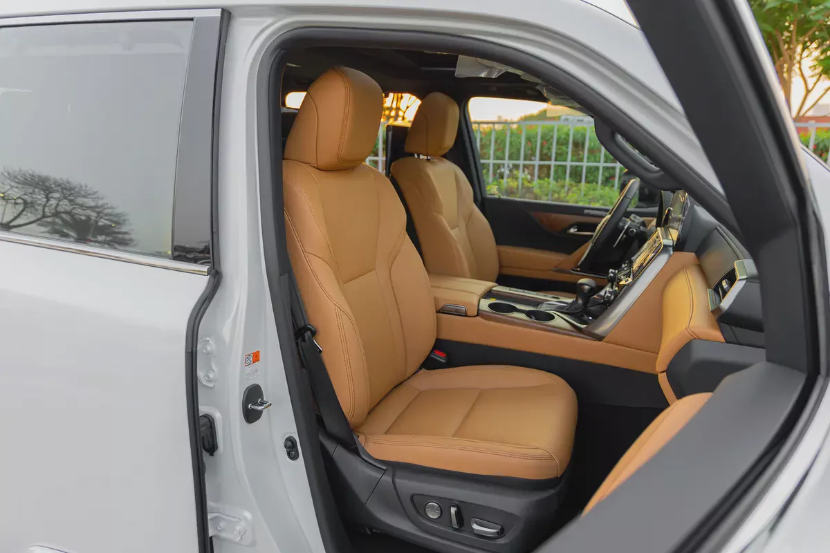 LEXUS LX600 | 2026 | GCC | SUV | 4WD | 5Doors | V6 3.5L | EXPORT-14-14