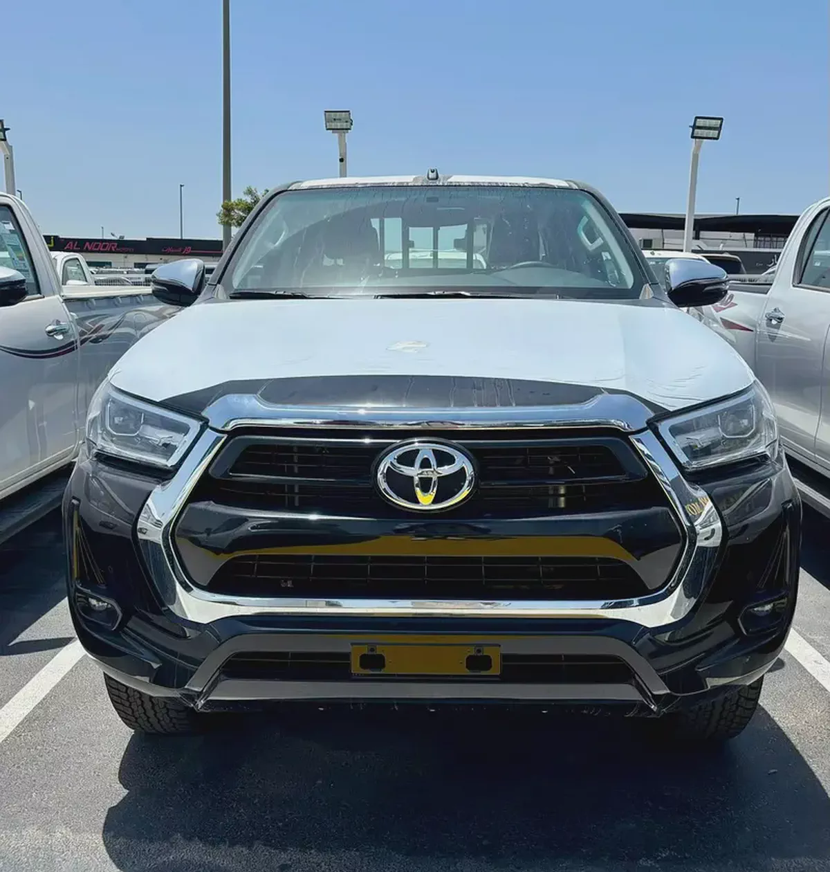 Toyota Hilux SR5 2026 - GCC Specs - Brand New!
