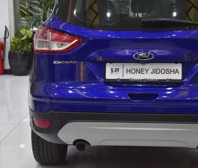 EXCELLENT DEAL for our Ford Escape SE ( 2014 Model ) in Blue Color GCC Specs-7