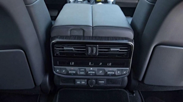 Toyota Land Cruiser LAND CRUISER GR SPORT 3.5L BLACK