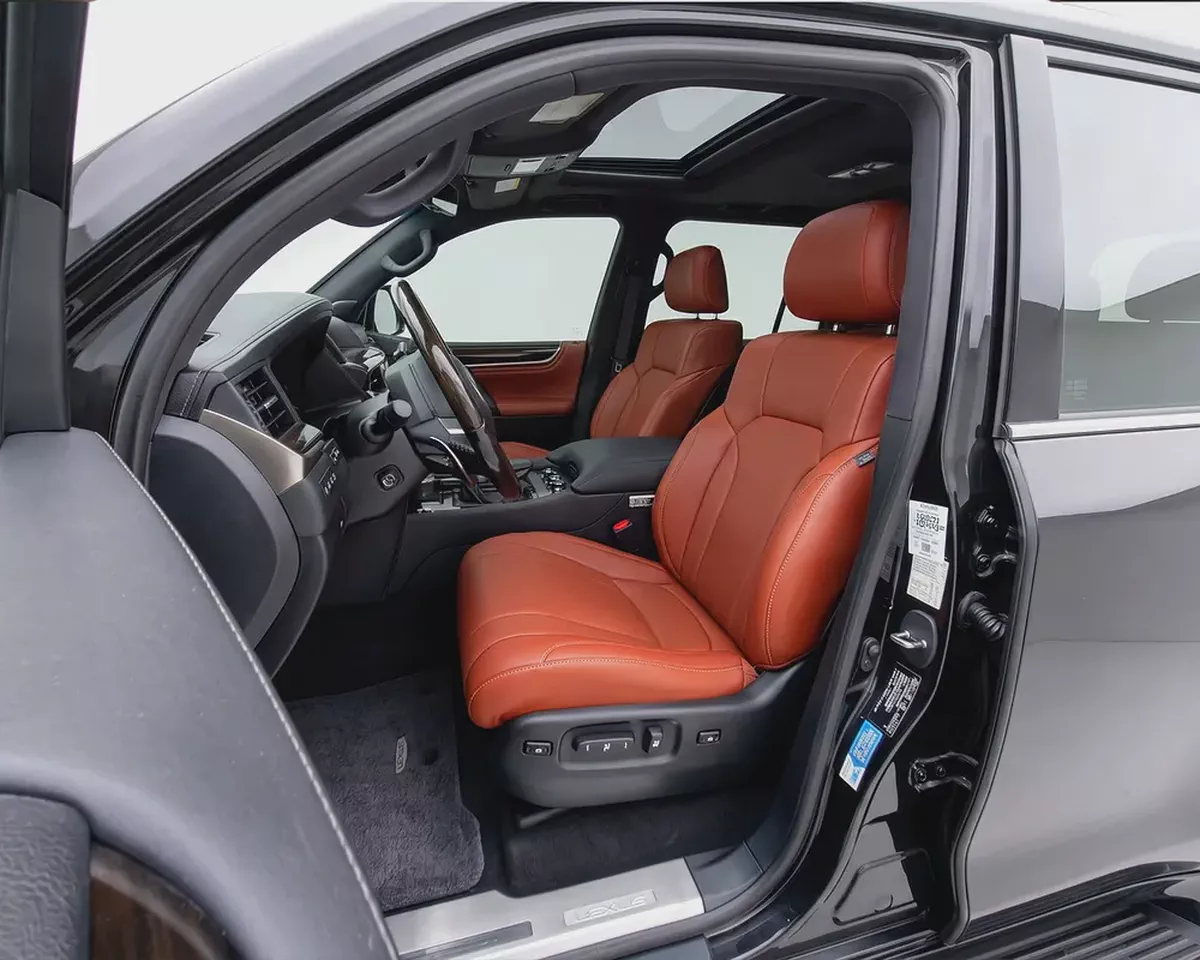 Lexus LX570 Platinum 2020 l V8 l AED 4,700 / Monthly-8-8