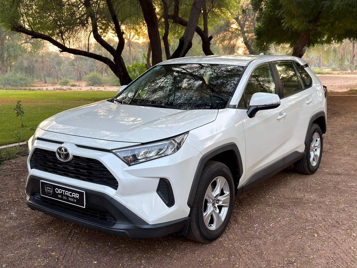 Gulf Specs 2021 TOYOTA RAV 4 EX (Mid Option) 2.5Litre V4, Agency Maintained (Al Futtaim)