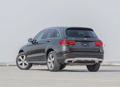 MERCEDES-GLC300 2021-3