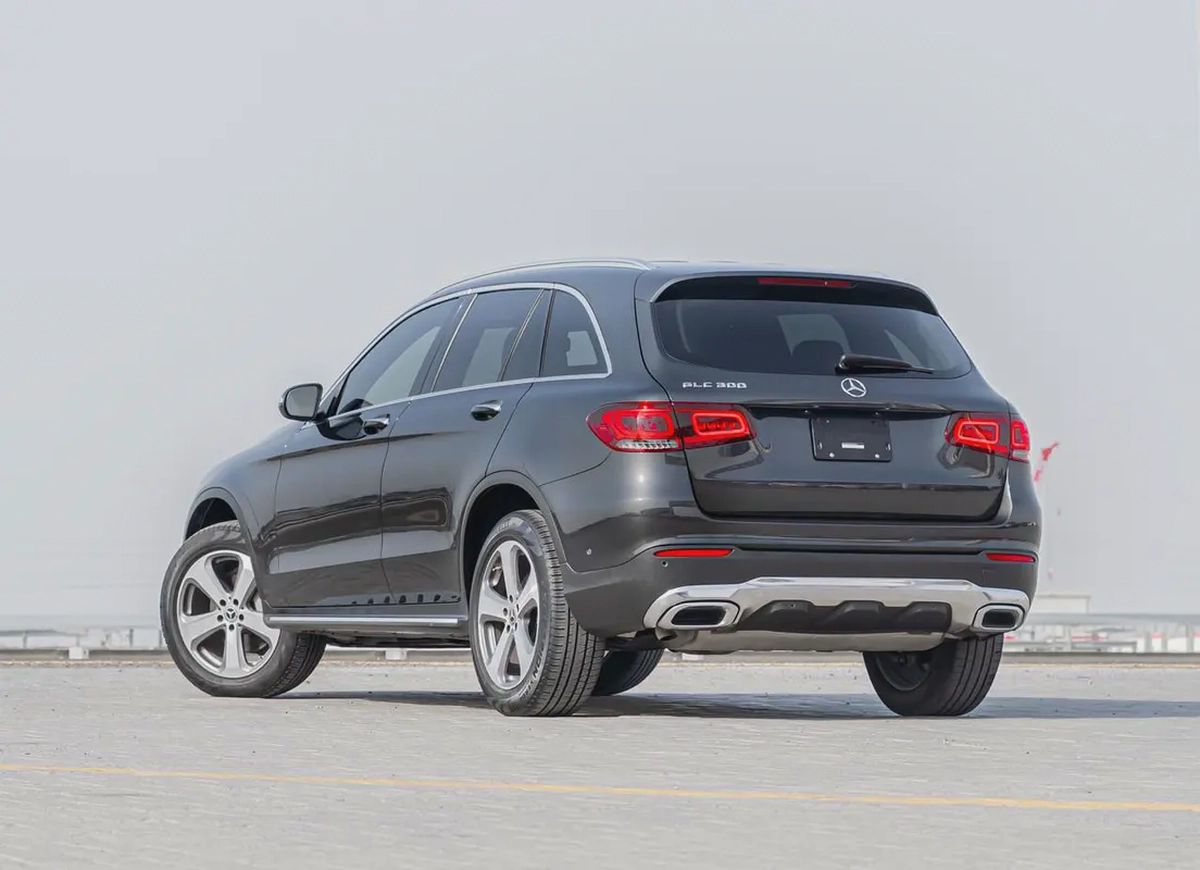 MERCEDES-GLC300 2021-3-3