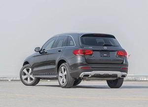 MERCEDES-GLC300 2021
