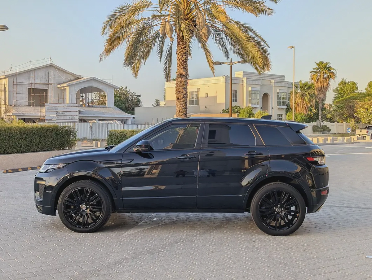 Land Rover Range Rover Evoque SE 2018 US Premium Condition Clean Well Maintained Luxury SUV-18-18