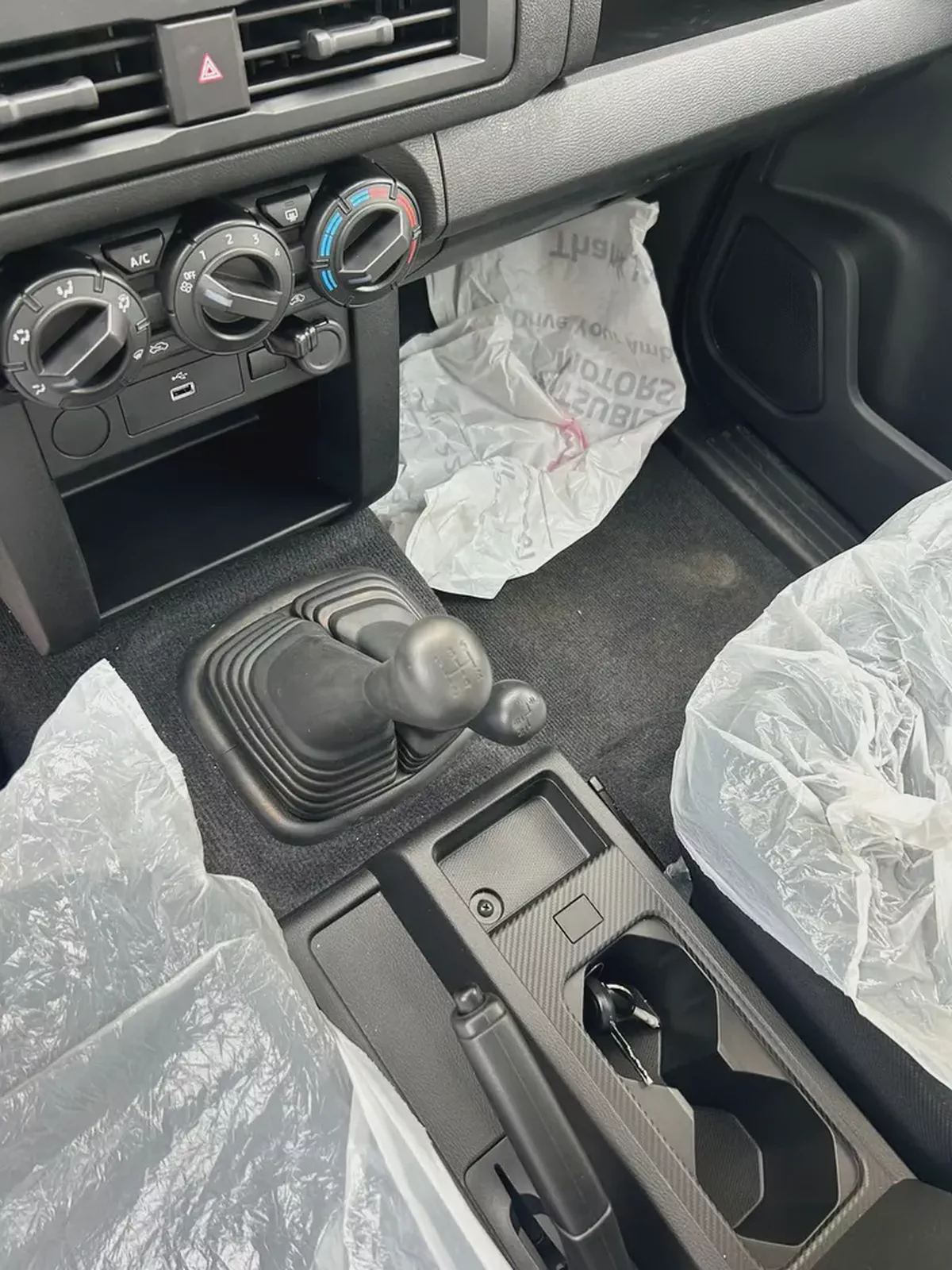 Mitsubishi L200 Double Cab GL 2026 GCC Specs-7-7